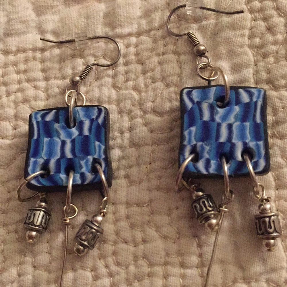 Funky earrings - Picture 3 of 7